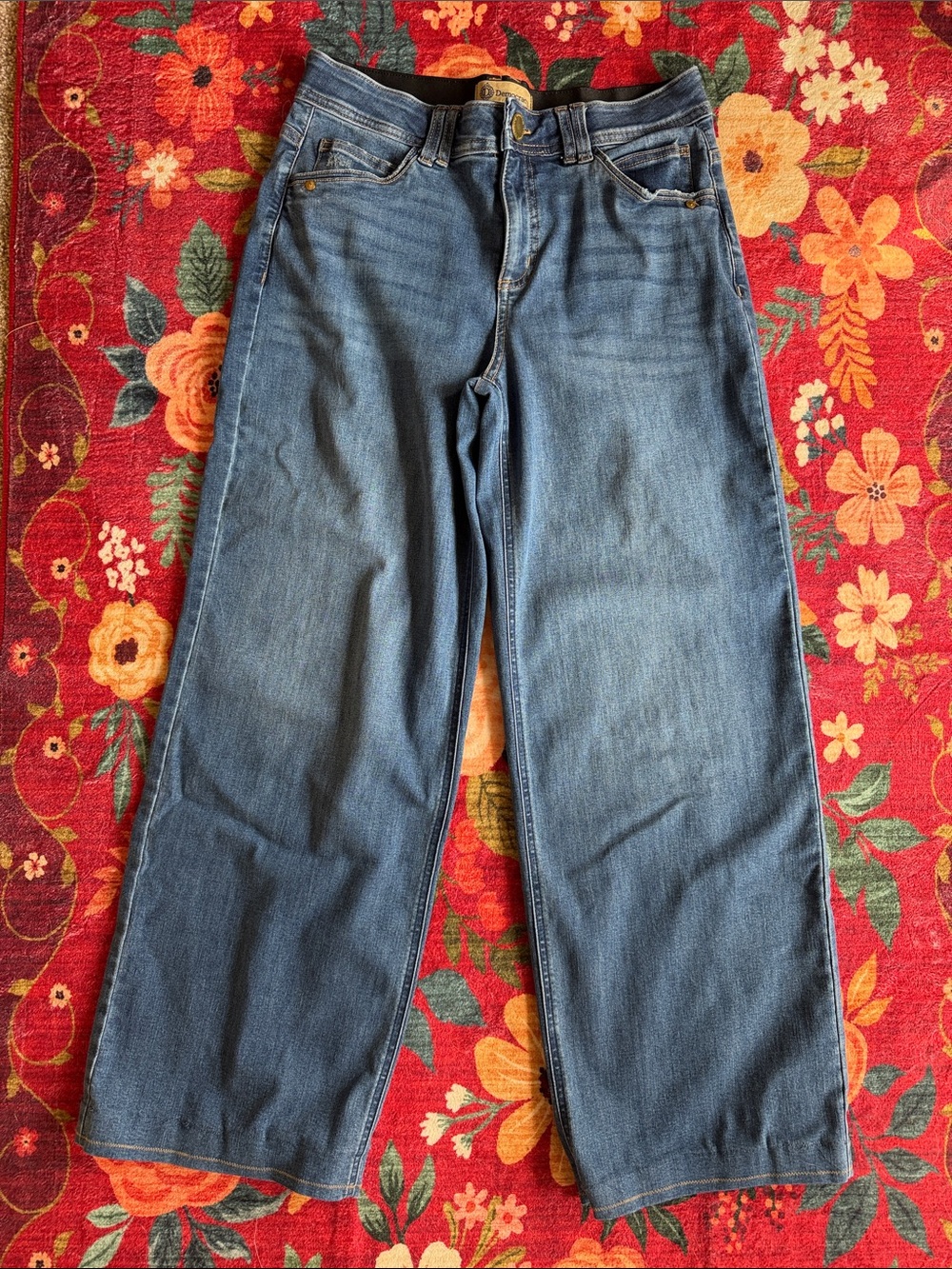 Democracy Women’s Size 6 Wide Leg Ab Technology Blue Jeans
